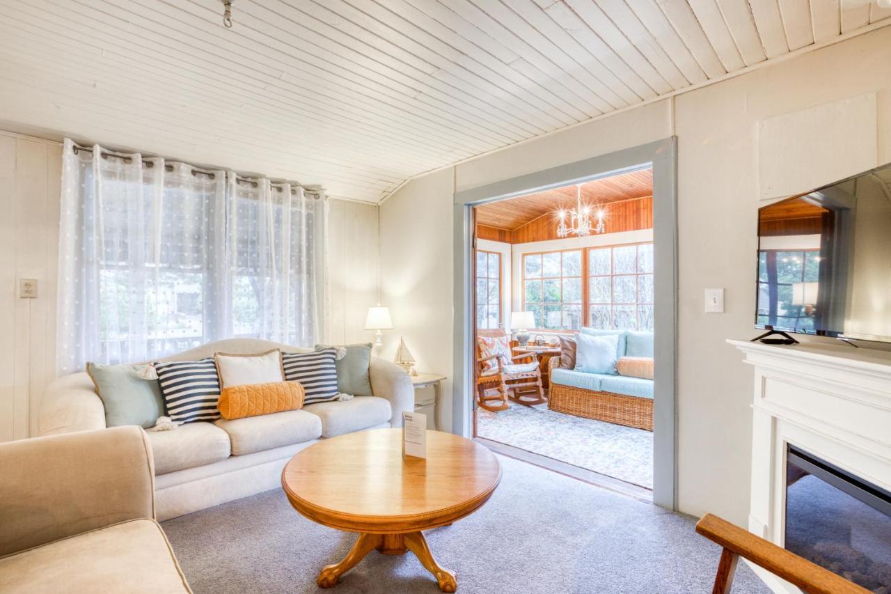 Seaside Classic Cozy Bungalow Exterior foto