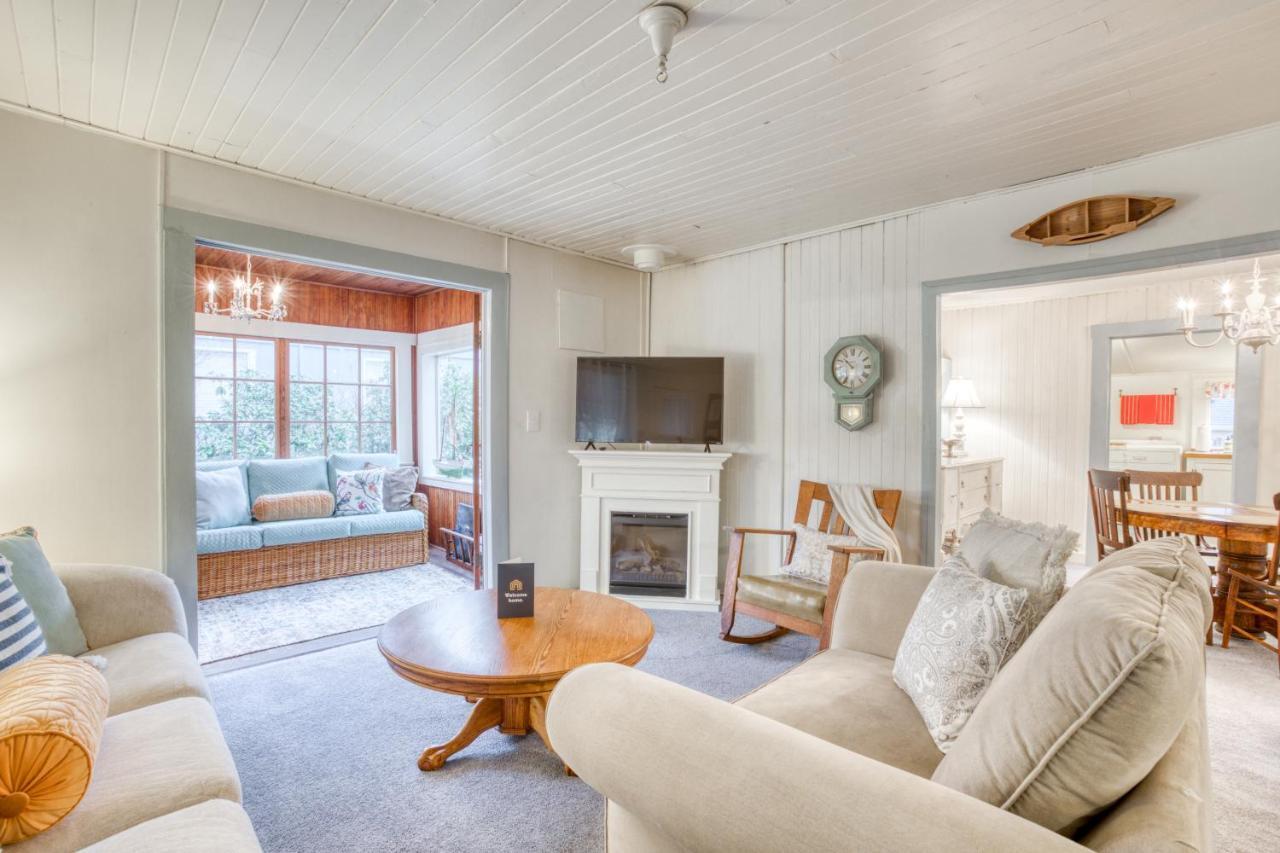 Seaside Classic Cozy Bungalow Exterior foto